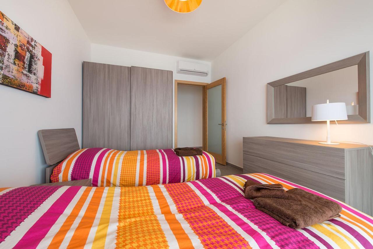 Seafront Apartment Sliema Ngoại thất bức ảnh