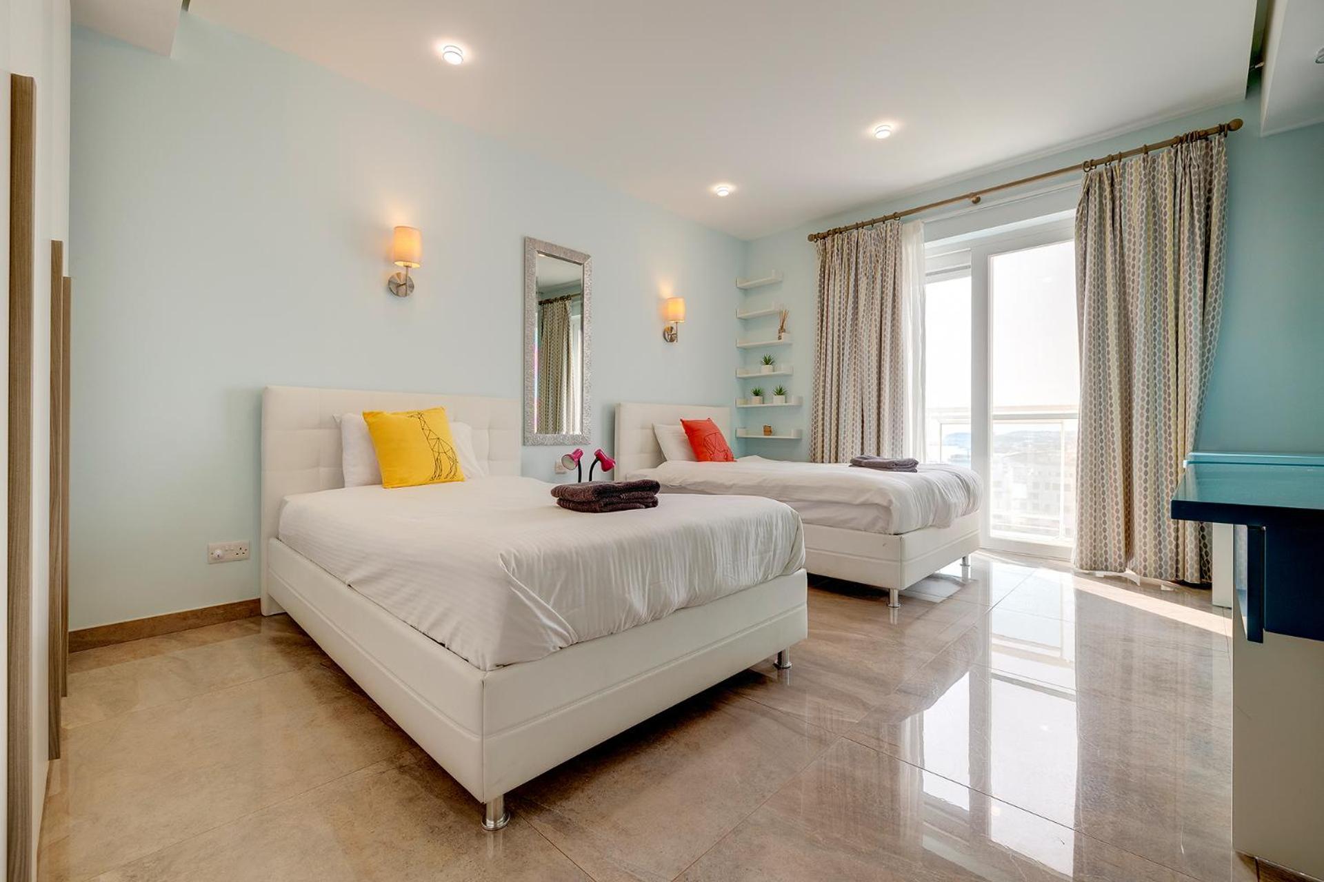Seafront Apartment Sliema Ngoại thất bức ảnh