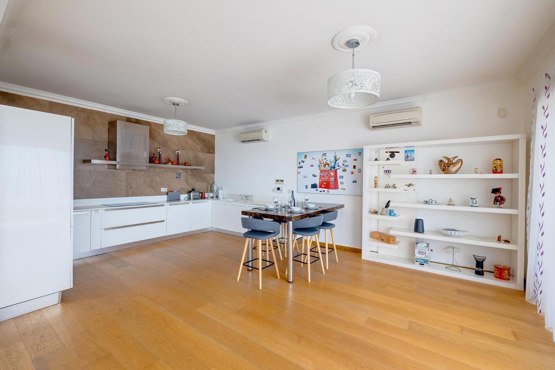 Seafront Apartment Sliema Ngoại thất bức ảnh