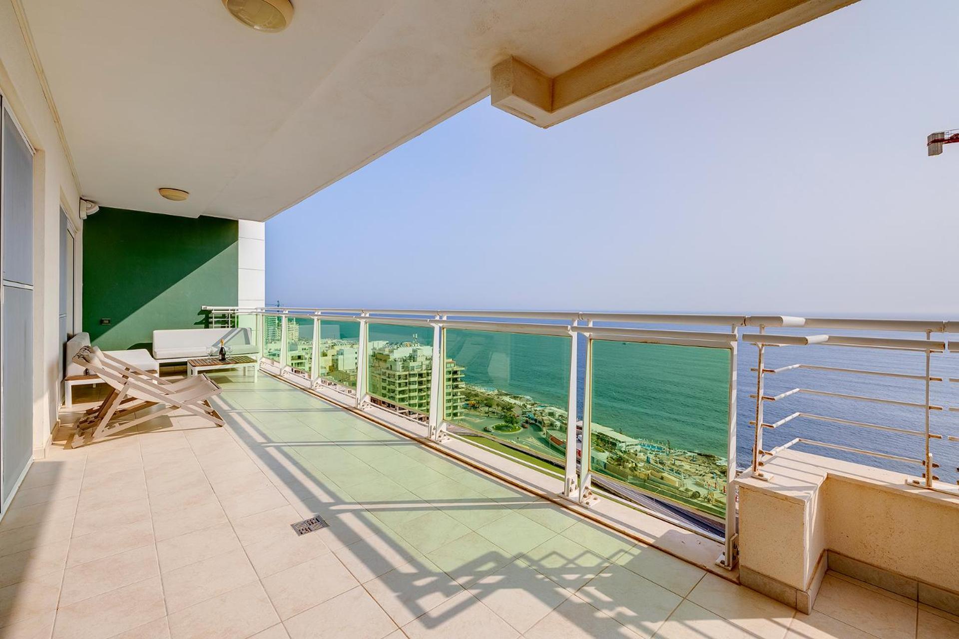 Seafront Apartment Sliema Ngoại thất bức ảnh